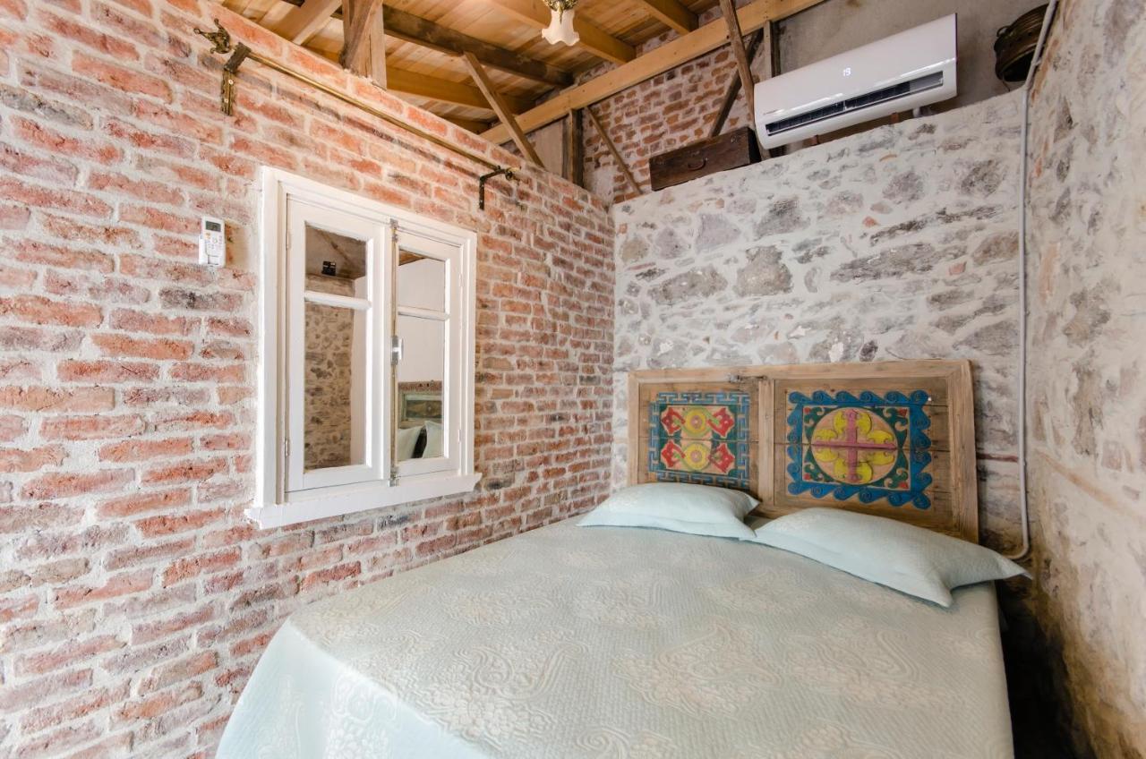 Iconic Stone Houses Esmirna Exterior foto